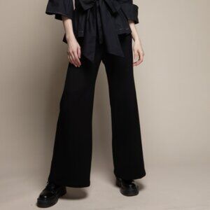 The Jennifer Black Pant